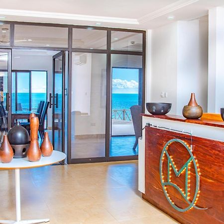 Majula Boutique Hotel Serrekunda Esterno foto