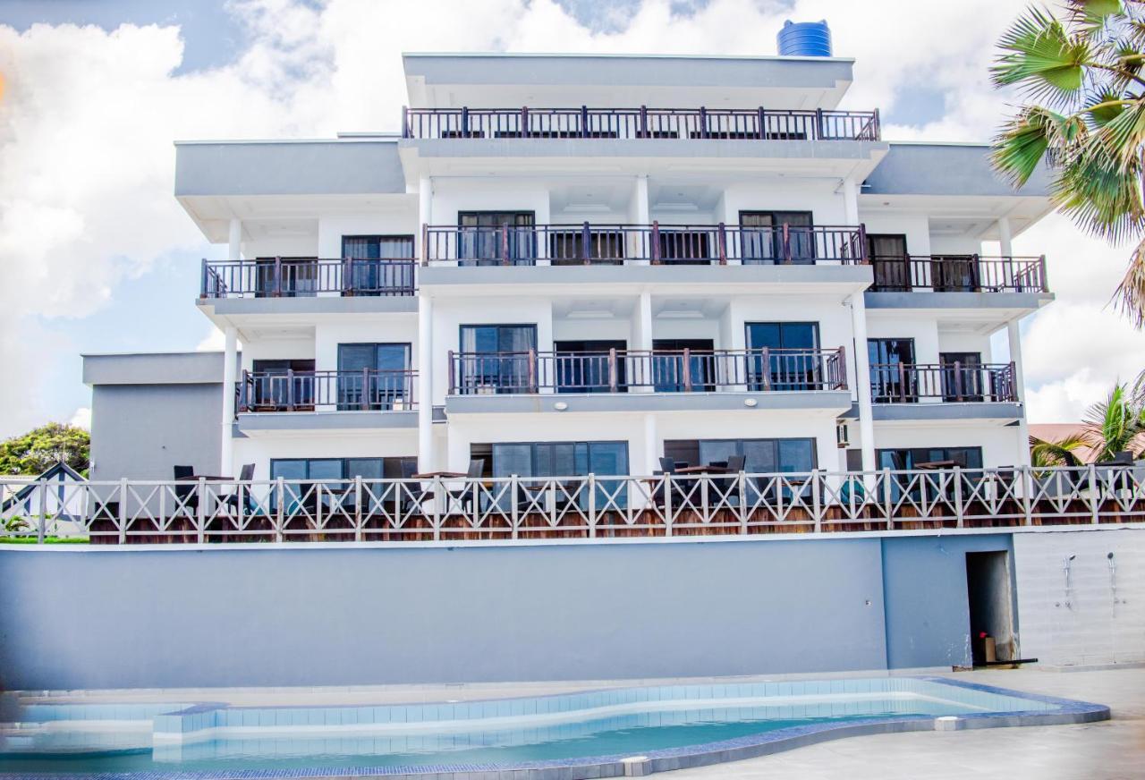 Majula Boutique Hotel Serrekunda Esterno foto