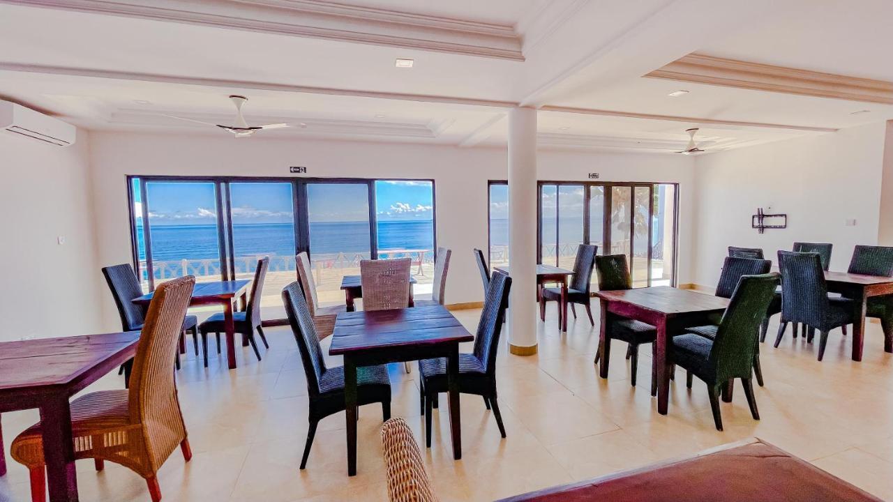 Majula Boutique Hotel Serrekunda Esterno foto