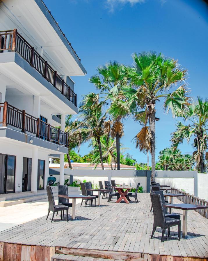 Majula Boutique Hotel Serrekunda Esterno foto